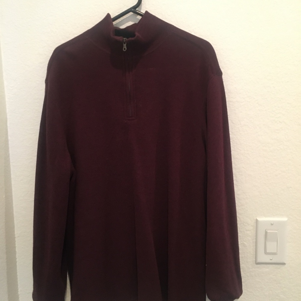 Croft & Barrow maroon 1/4 zip sweater size: M